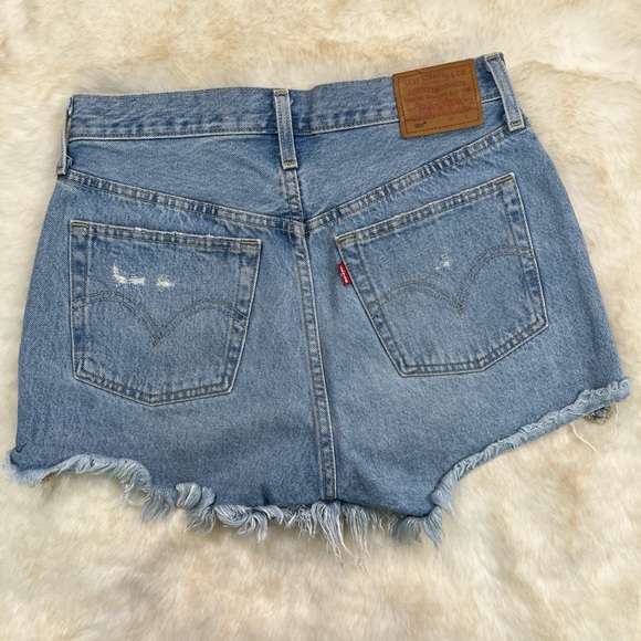 Levi’s 501 shorts - Picture 2 of 2